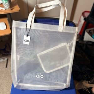 Alo sheer Tote with pouch. Rare and hard to find. NW